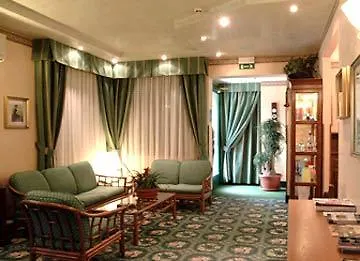 Tiziana Hotel 3*
