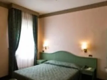 Tiziana Lido di Venezia