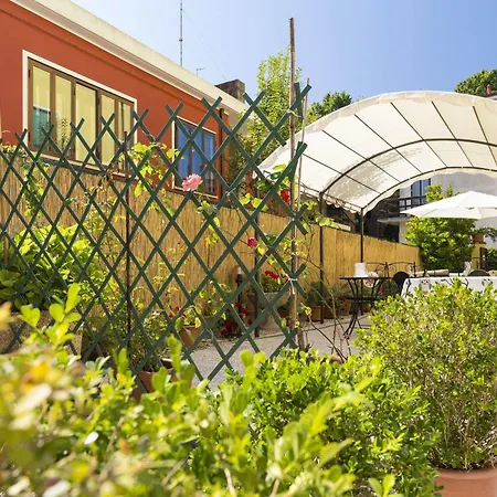 Tiziana 3*