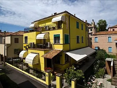Tiziana Otel Venedik-Lido