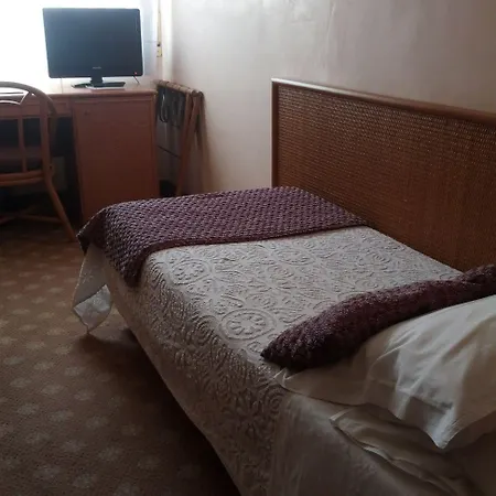 Tiziana Hotel 3*