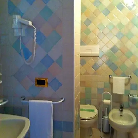 Tiziana 3*
