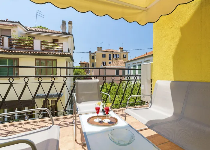 Tiziana Lido di Venezia